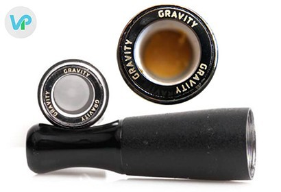 KandyPens Gravity mouthpiece with ceramic heating chamber with wax